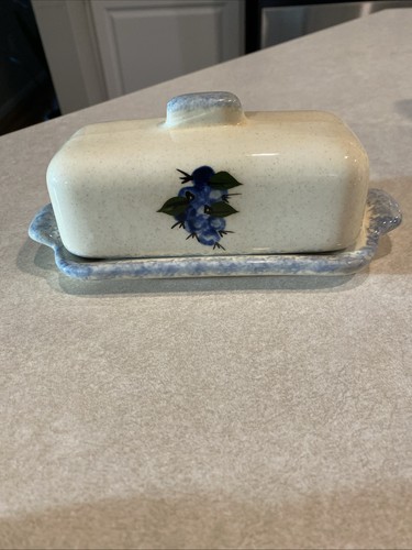 Vintage sponge ware - ware, berries